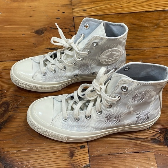 Converse Chuck Taylor 70s FloralCream Women Size 6.5 - Picture 4 of 11